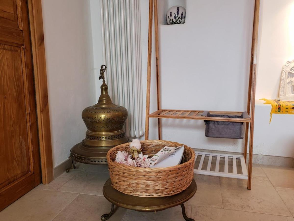 Casa Santa Chiara - Affitti Brevi Italia Apartment Monte Sant'Angelo Luaran gambar