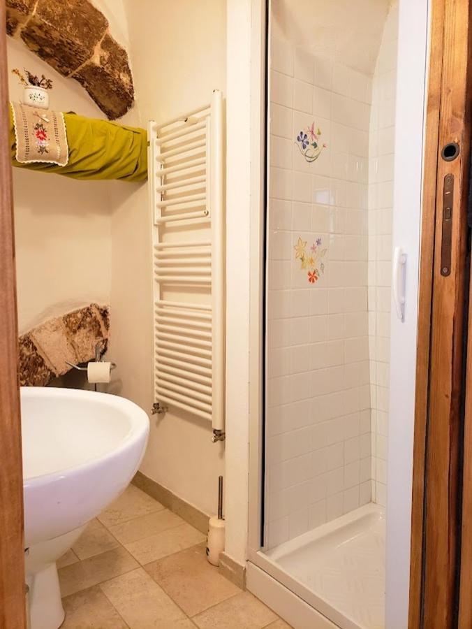 Casa Santa Chiara - Affitti Brevi Italia Apartment Monte Sant'Angelo Luaran gambar