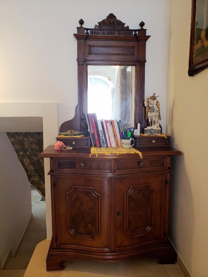 Casa Santa Chiara - Affitti Brevi Italia Apartment Monte Sant'Angelo Luaran gambar